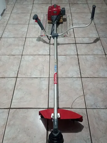 roçadeira branco