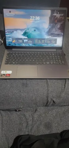 Notebook Lenovo IdeaPad 3 - Ryzen 7 5700U / 12GB RAM / SSD 512GB