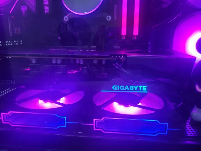 Vendo rx7600 em perfeito estado