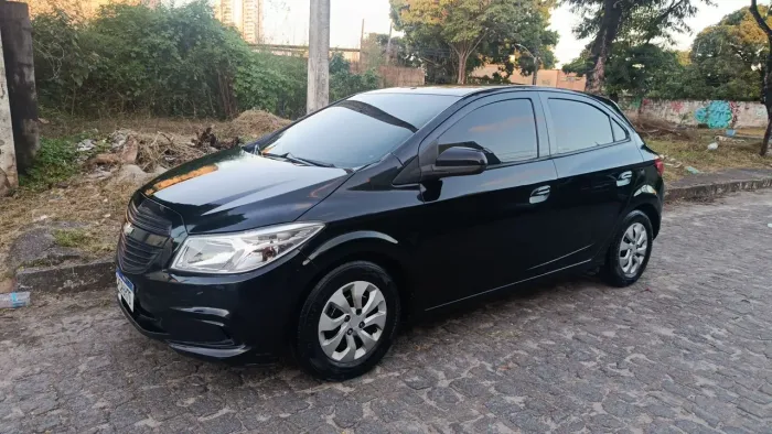 Chevrolet Onix JOY Hatch 1.0 8V Flex Mec. 4P 2017