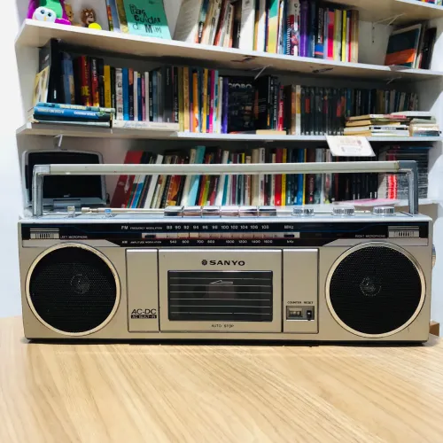 Sanyo m7000 am/fm estéreo