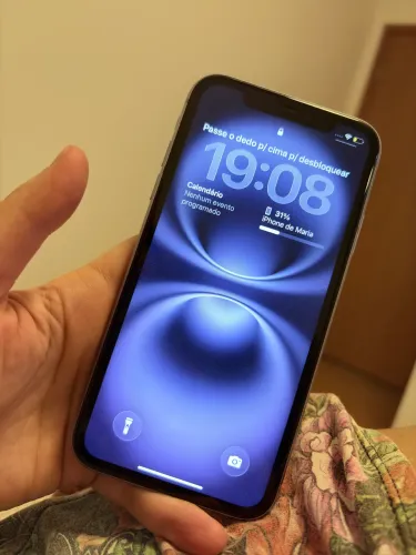 iPhone 11 64g roxo
