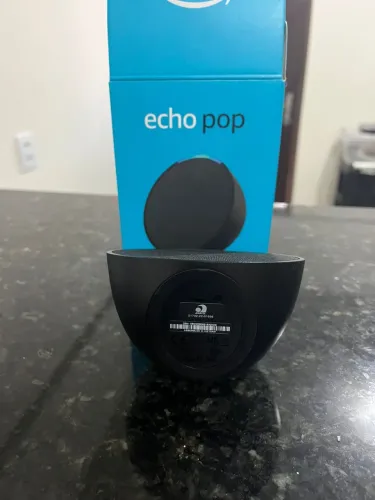 Amazon Echo Pop Smart Speaker com Alexa