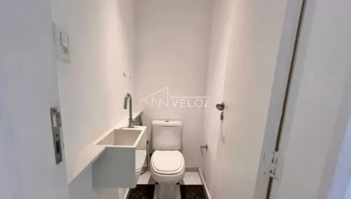 Apartamento : / Residencial / Jardim Botânico