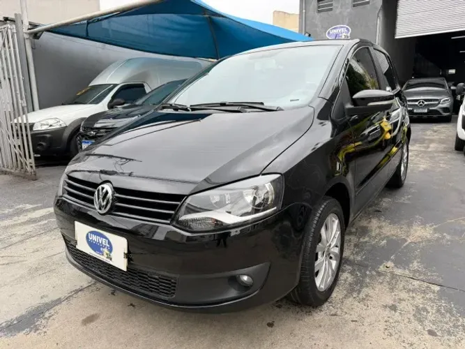 Volkswagen Fox 1.6 MI Total Flex 8V 5P 2014