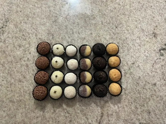 Cento de brigadeiros Gourmet artesanais
