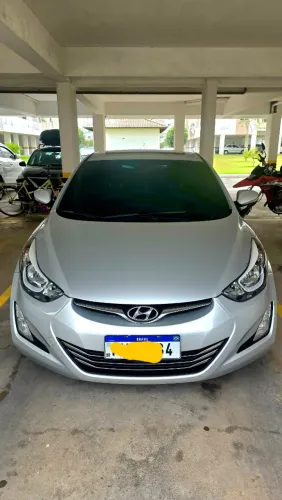 Hyundai Elantra GLS 2.0 16V Flex Aut. 2015