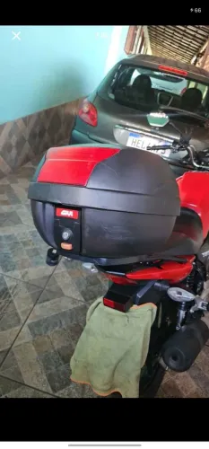 Baú Givi 30 litros