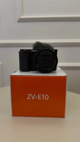 SONY ZV-E10 com lente do kit