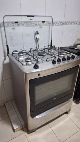 Fogão inox Consul 5 bocas (funcionando tudo) com acendimento automático