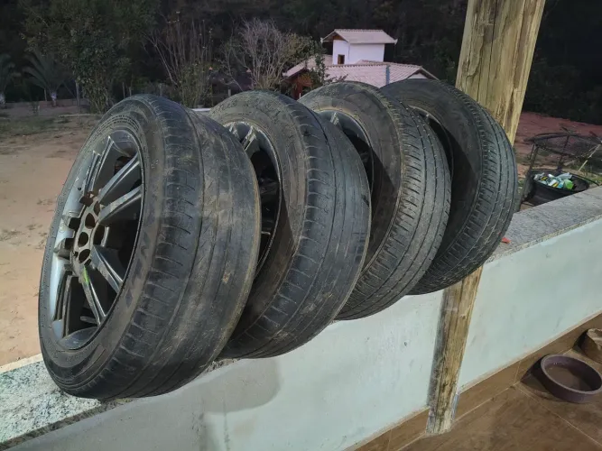 Jogos de rodas aro 15 com pneus