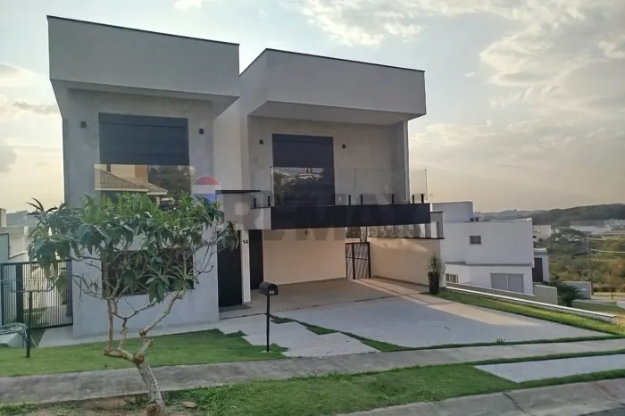 1ª Locação Estreie Casa de Alto Padrão pronta para Morar no Pq. das Quaresmeiras