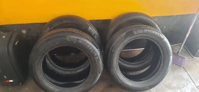 Pneus de carro