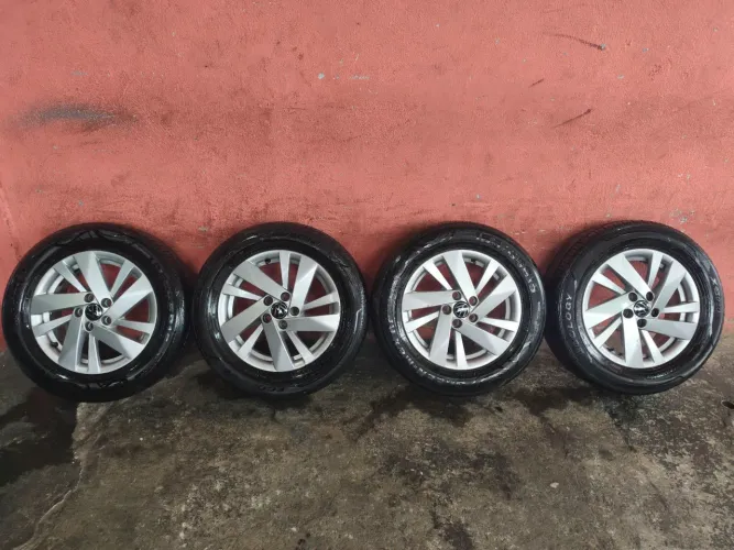 Rodas aro 15 novo polo furacão 5/100