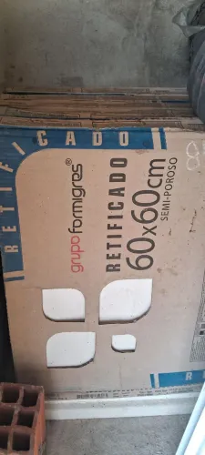 Piso Branco Retificado 60×60 Formigres