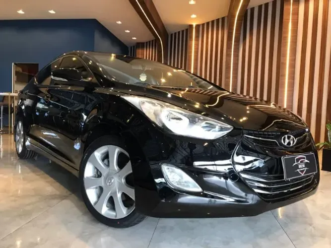 Hyundai Elantra GLS 1.8 16V Aut. 2012