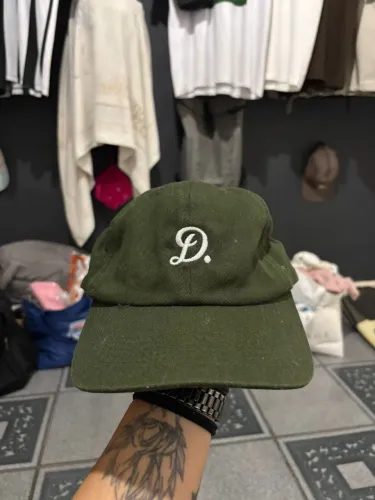 Boné verde dubs