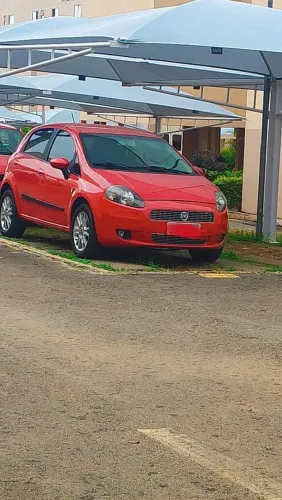 Fiat Punto Attractive Italia 1.4 F.flex 8V 5P 2012