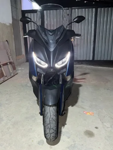 Yamaha xmax 250