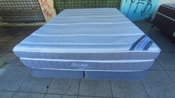 Cama box Queen size Colchão Ortobom molas ensacandas dividimos TB cartão