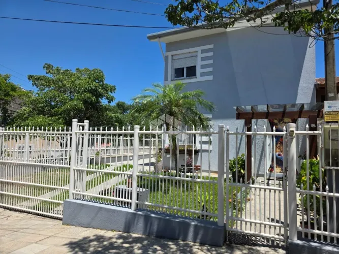 Casa em condominio com 03 quartos -03 vagas -Lomba do Pinheiro -Porto Alegre