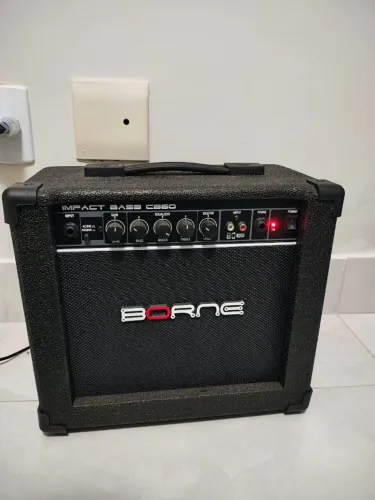 Amplificador Para Contra Baixo Borne Impact Bass CB60 20W Bivolt para Contrabaixo