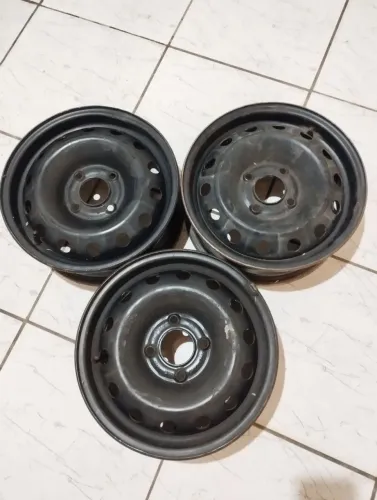 Rodas do Peugeot 206 e 207 original aro 14