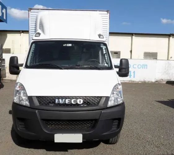 Iveco Daily 35.150 Bau ano 2021