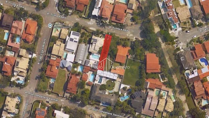 Terreno plano em Camboinhas 240 mt²