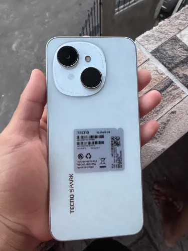 TECNO SPARK GO1