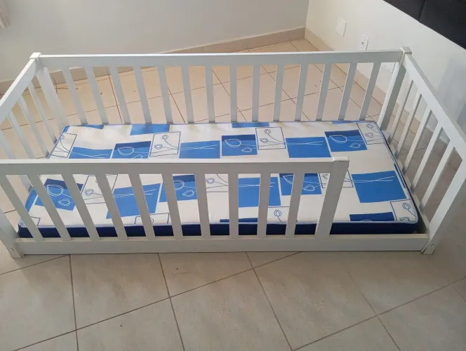 Cama pra criança com colchão 