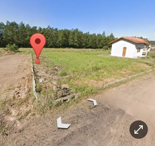 Terreno no pé da Serra