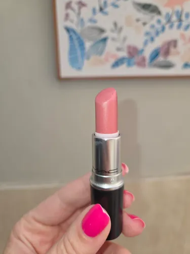 Batom Mac frost lipstick angel
