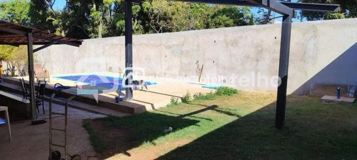Chácara à venda, 3 quartos, 3 suítes, 1 vaga, MORADA NOVA - Uberlândia/MG