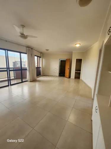 Apartamento 3 Dormitórios | 1 Suíte | 146m² | Sala Ampla