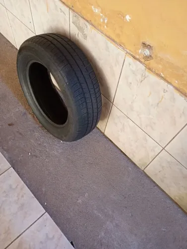 Pneu aro 15