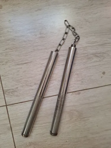 Nunchaku De Metal 2 Em 1 (Vira Bastão) - Artes Marciais