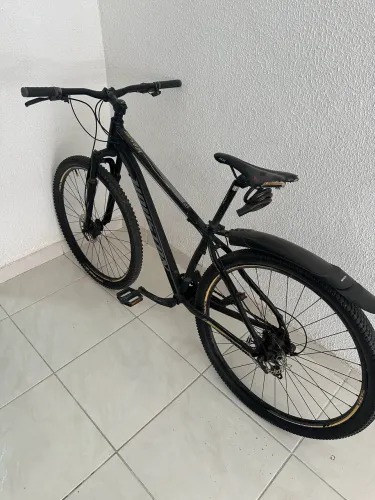 Vende - se bicicleta