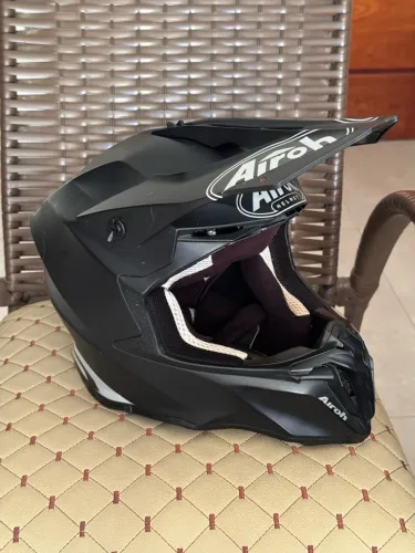 Capacete AIROH TWIST 2.0