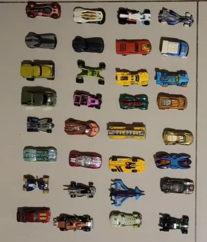 Carrinhos miniatura