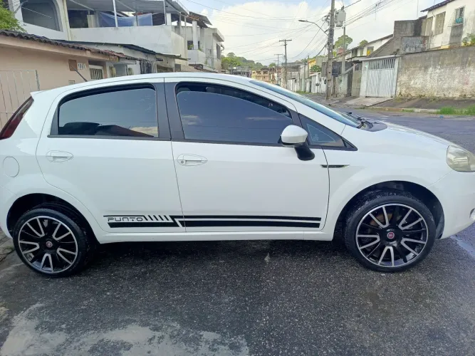Fiat Punto Attractive 1.4 Fire Flex 8V 5P 2012