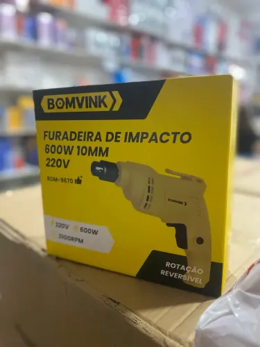 Furadeira de impacto 220V nova 