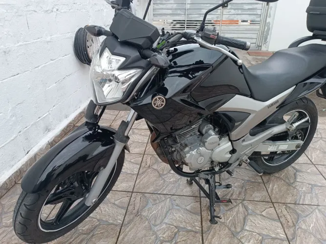 Fazer 250 2015 baixo kM