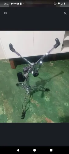 Estante de caixa de bateria
