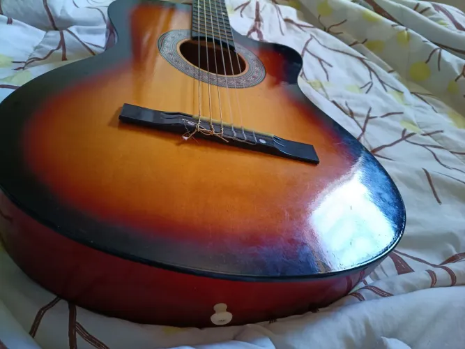 Vendo violão Auburn 
