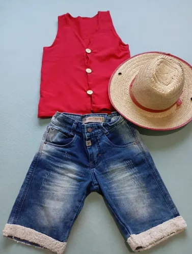 Fantasia One Piece - Luffy (bermuda, chapéu e colete)