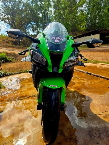 Kawasaki zx10