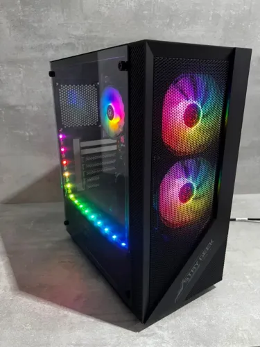 PC Gamer RGB Intel i5 8a Geração 16GB DDR4 SSD 240GB