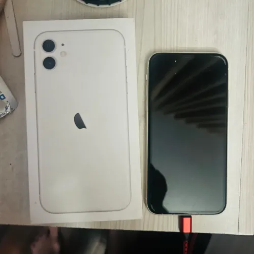 iPhone 11 64g