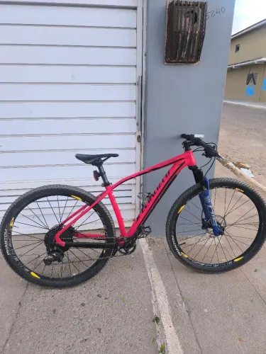 Bike Specializer roknopper aro 29 com suspensão SID original